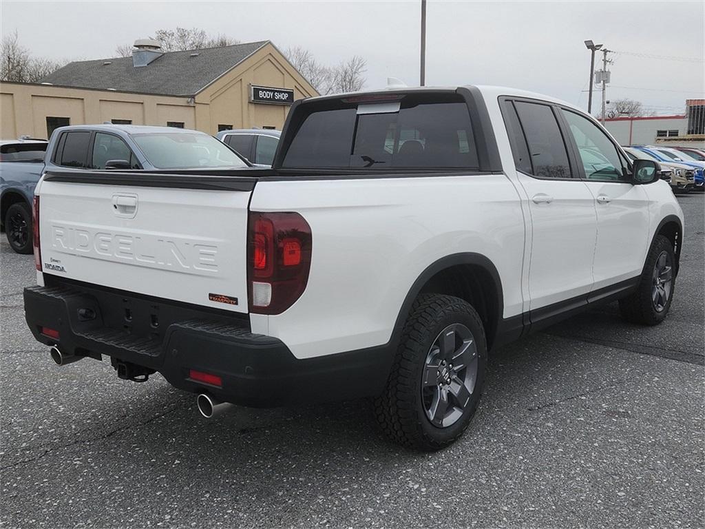 new 2025 Honda Ridgeline car, priced at $46,155