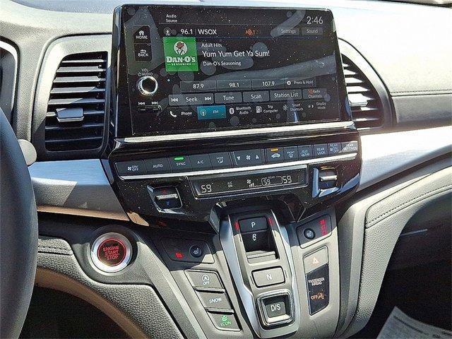 new 2026 Honda Odyssey car, priced at $43,690