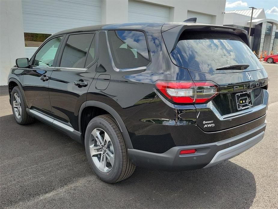 new 2025 Honda Pilot car, priced at $47,425