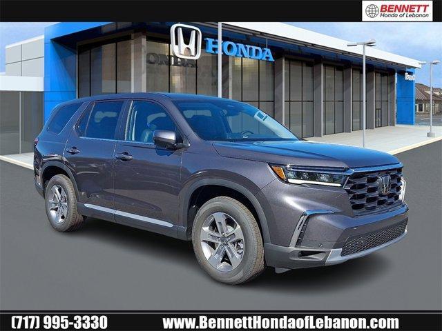 new 2025 Honda Pilot car, priced at $44,375