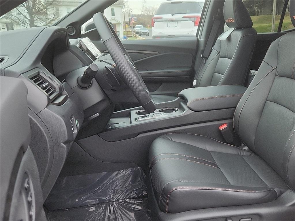 new 2025 Honda Ridgeline car, priced at $46,155