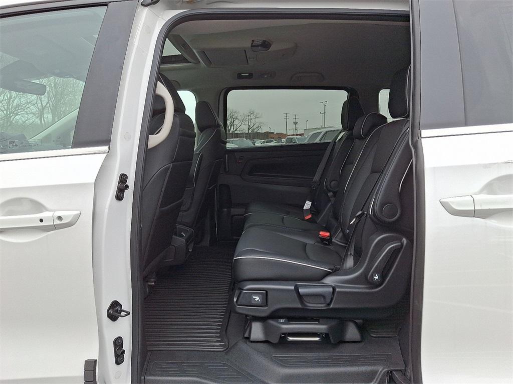new 2025 Honda Odyssey car, priced at $47,210