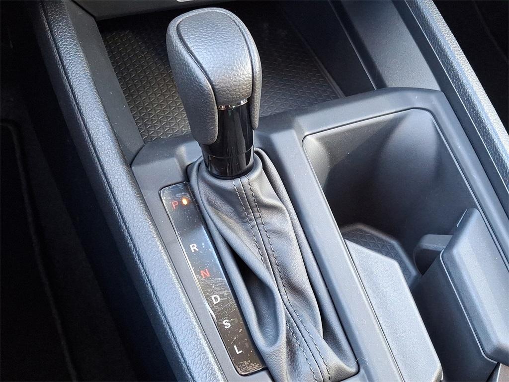 new 2025 Honda Accord car, priced at $30,960