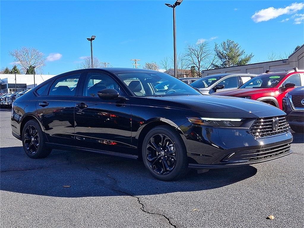 new 2025 Honda Accord car, priced at $30,905