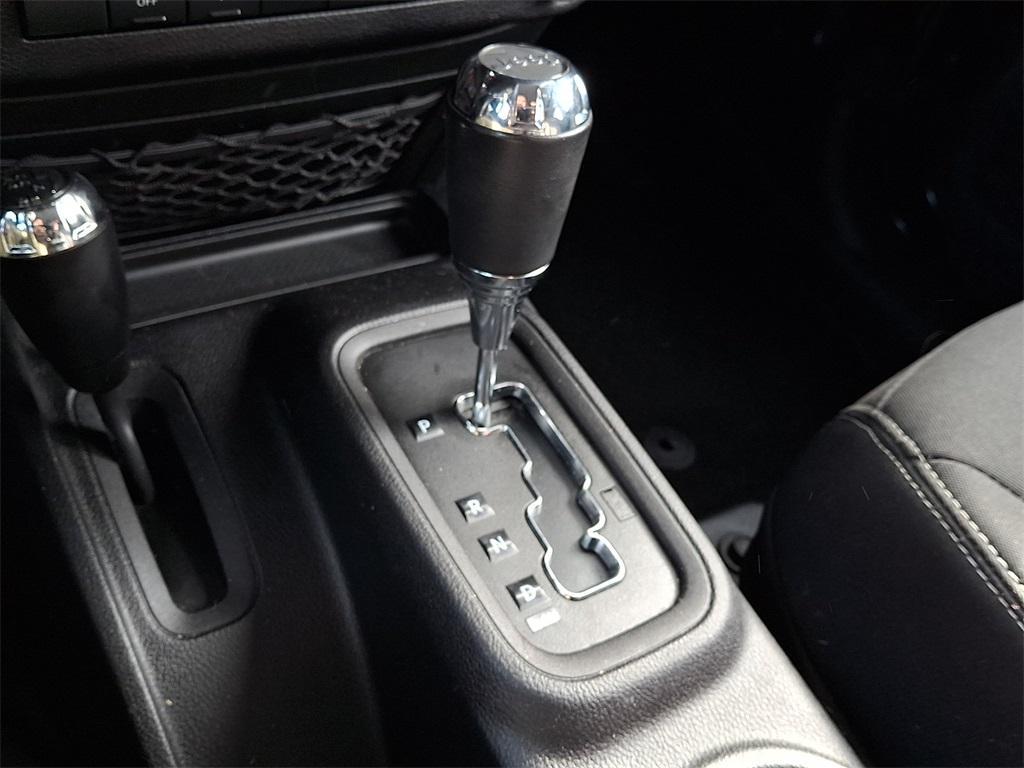 used 2016 Jeep Wrangler Unlimited car, priced at $16,404