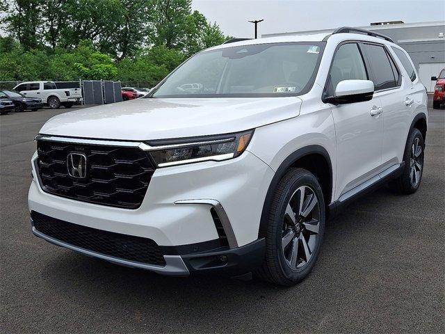 new 2025 Honda Pilot car