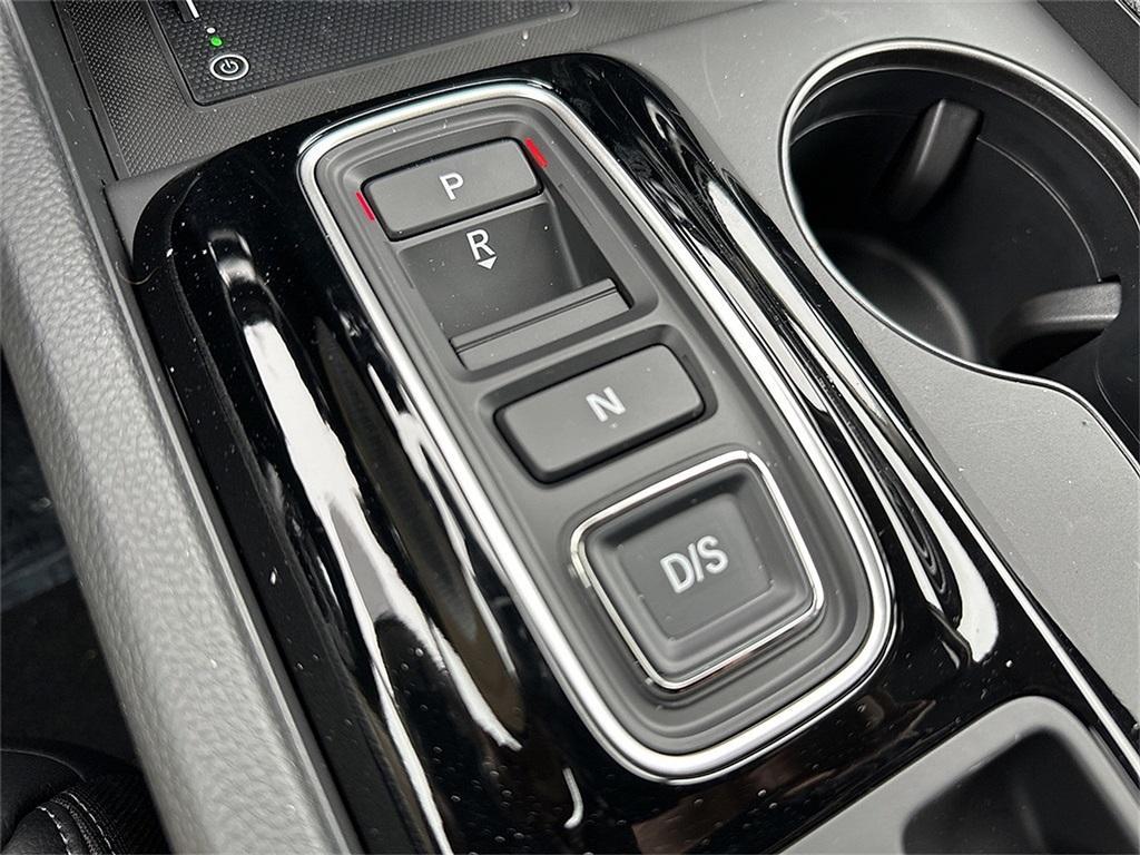 new 2025 Honda Pilot car, priced at $47,050