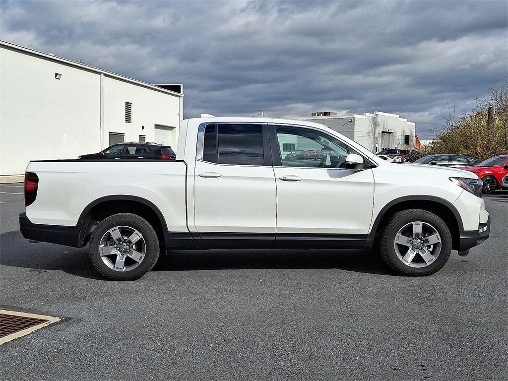used 2025 Honda Ridgeline car, priced at $38,118