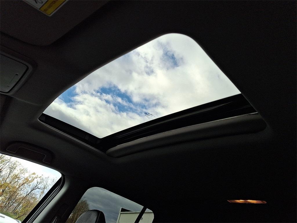 used 2025 Honda Ridgeline car, priced at $38,118