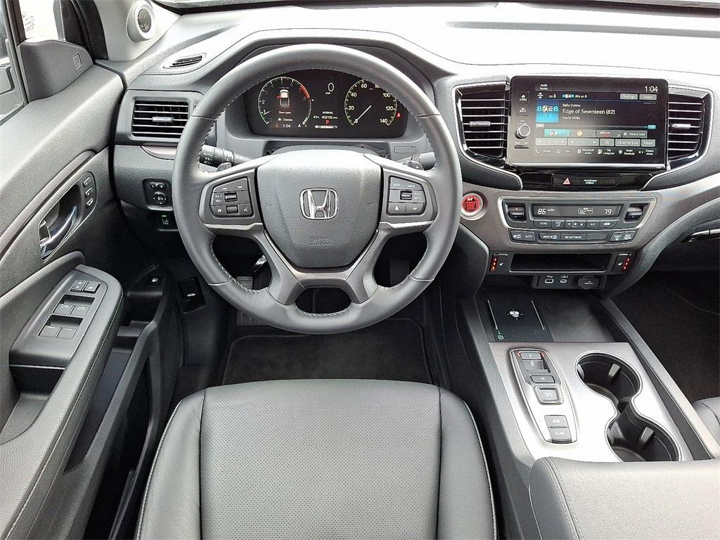 used 2025 Honda Ridgeline car, priced at $38,118
