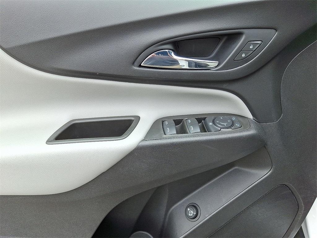 used 2021 Chevrolet Equinox car, priced at $21,139