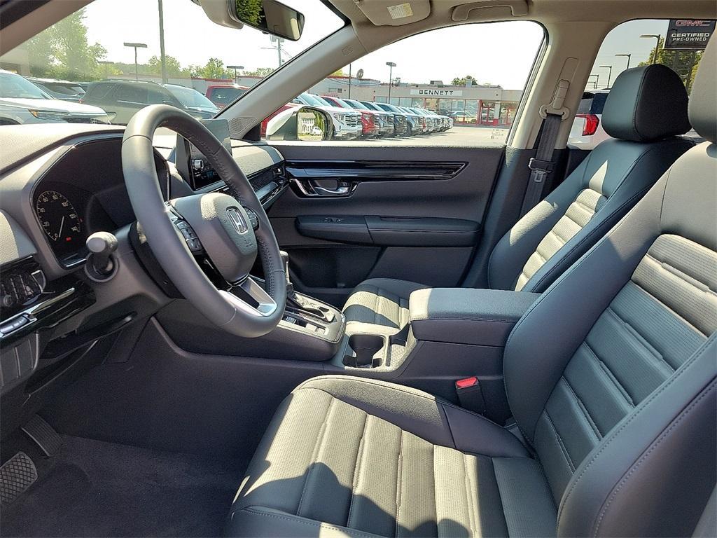 new 2025 Honda CR-V car