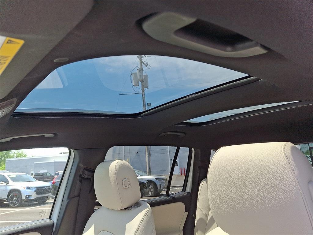 used 2024 Mercedes-Benz GLB 250 car, priced at $40,597