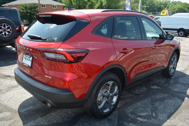 new 2025 Ford Escape car, priced at $30,715