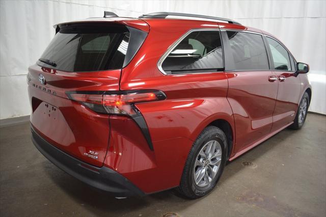 used 2021 Toyota Sienna car, priced at $29,297