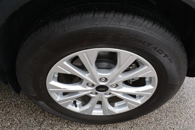 new 2025 Ford Escape car, priced at $32,150