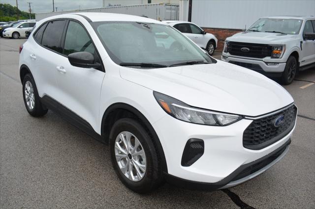 new 2025 Ford Escape car, priced at $32,150