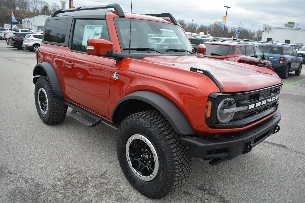 new 2023 Ford Bronco car, priced at $60,376