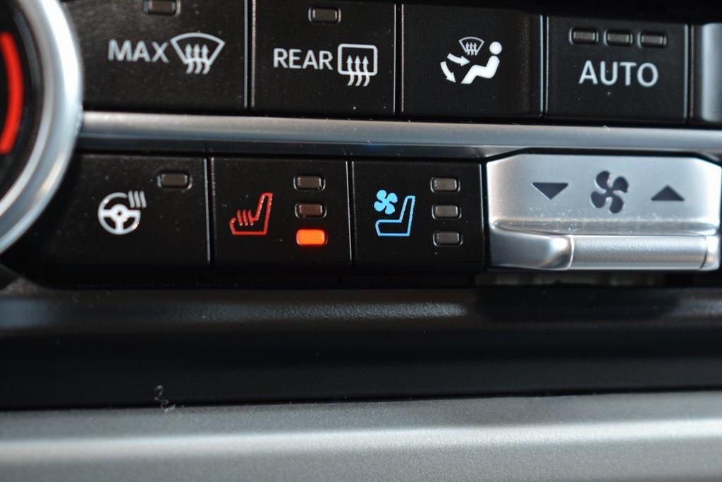 used 2024 Ford Expedition car, priced at $50,427
