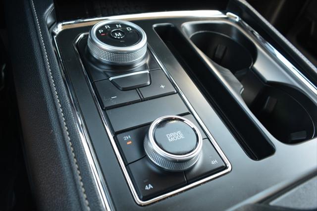used 2024 Ford Expedition car, priced at $51,164