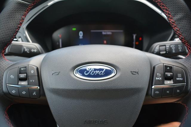 new 2025 Ford Escape car, priced at $32,034