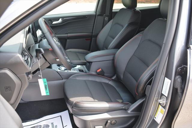 new 2025 Ford Escape car, priced at $32,034