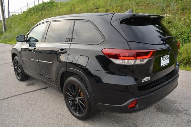 used 2019 Toyota Highlander car, priced at $27,529