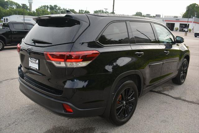 used 2019 Toyota Highlander car, priced at $27,529