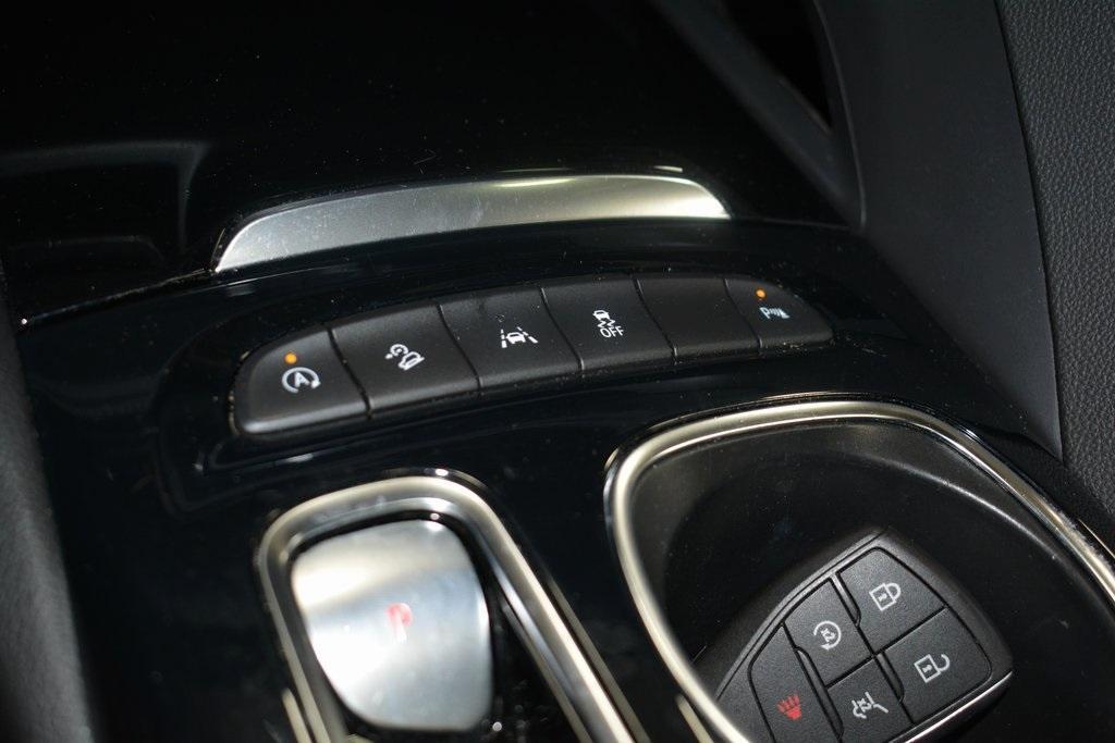 used 2021 Buick Envision car, priced at $23,647