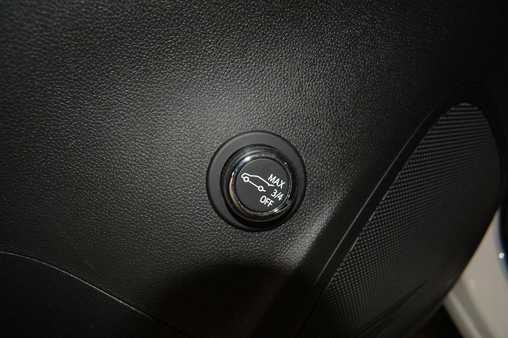 used 2021 Buick Envision car, priced at $23,647