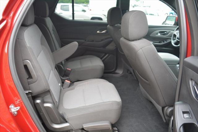 used 2023 Chevrolet Traverse car, priced at $33,905