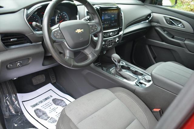 used 2023 Chevrolet Traverse car, priced at $33,905