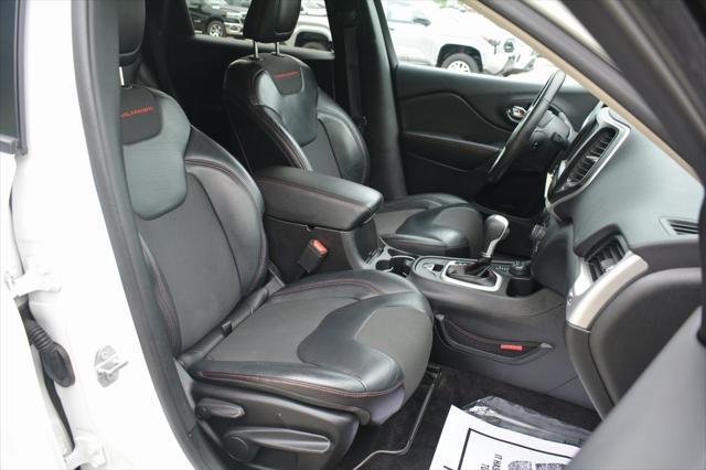 used 2017 Jeep Cherokee car, priced at $15,518