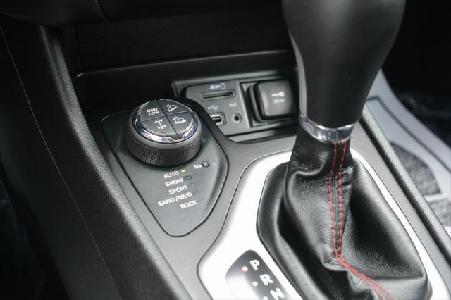 used 2017 Jeep Cherokee car, priced at $15,518
