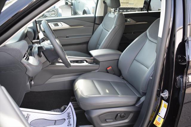 new 2025 Ford Explorer car, priced at $47,305