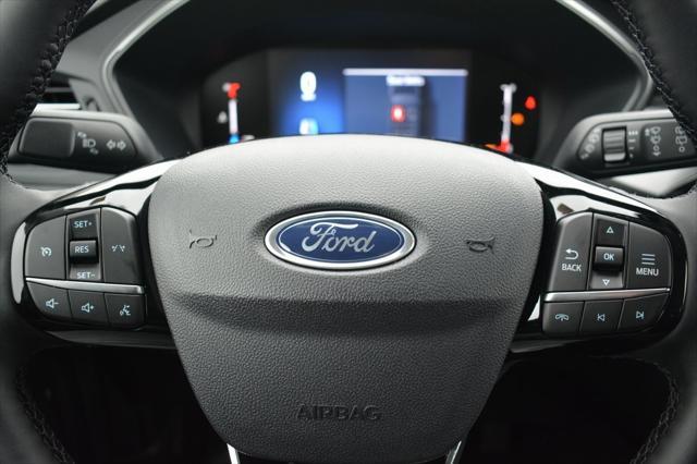 new 2025 Ford Escape car, priced at $31,040