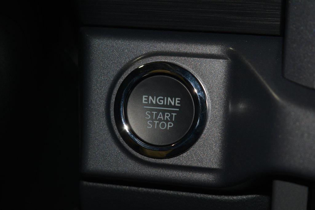 new 2025 Ford F-150 car, priced at $54,723