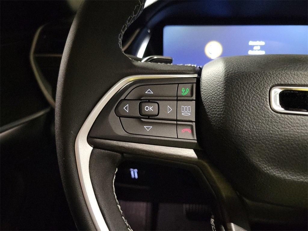 used 2024 Jeep Grand Cherokee car, priced at $43,035