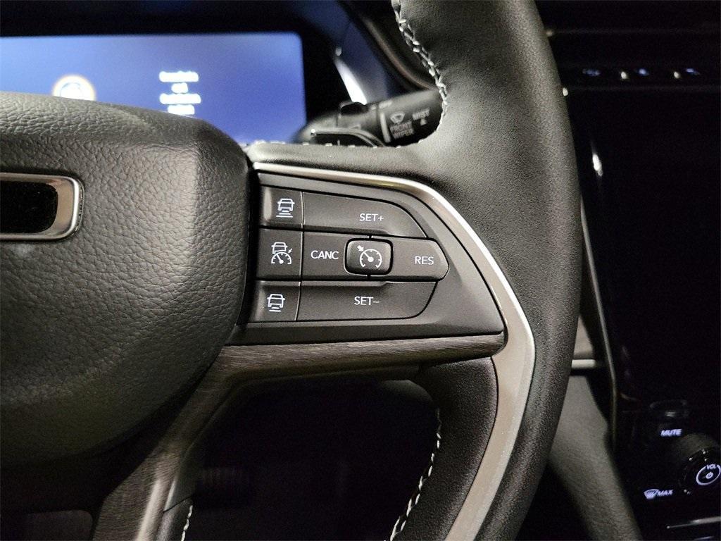 used 2024 Jeep Grand Cherokee car, priced at $43,035