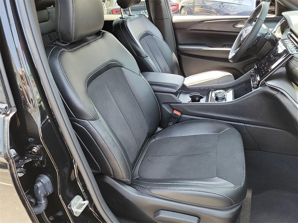 used 2023 Jeep Grand Cherokee car, priced at $34,499