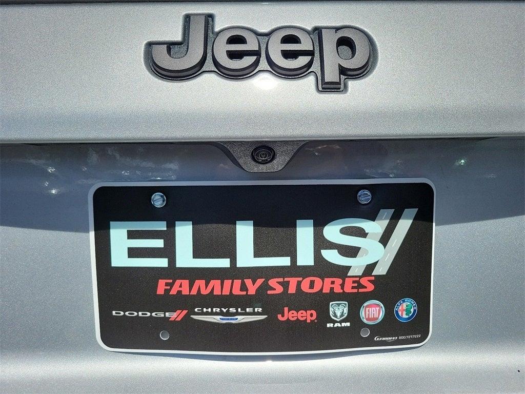 new 2025 Jeep Compass car, priced at $28,470