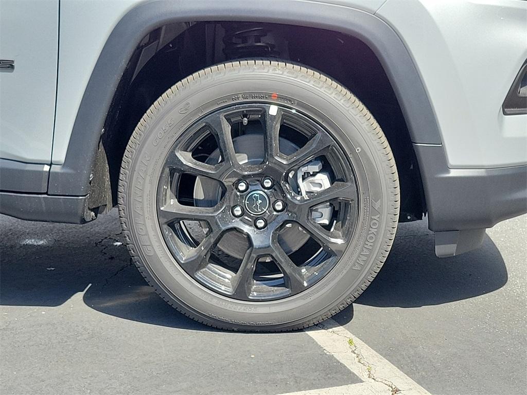 new 2025 Jeep Compass car, priced at $32,355