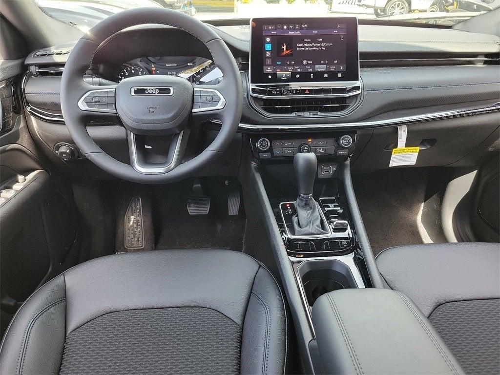 new 2025 Jeep Compass car, priced at $28,470
