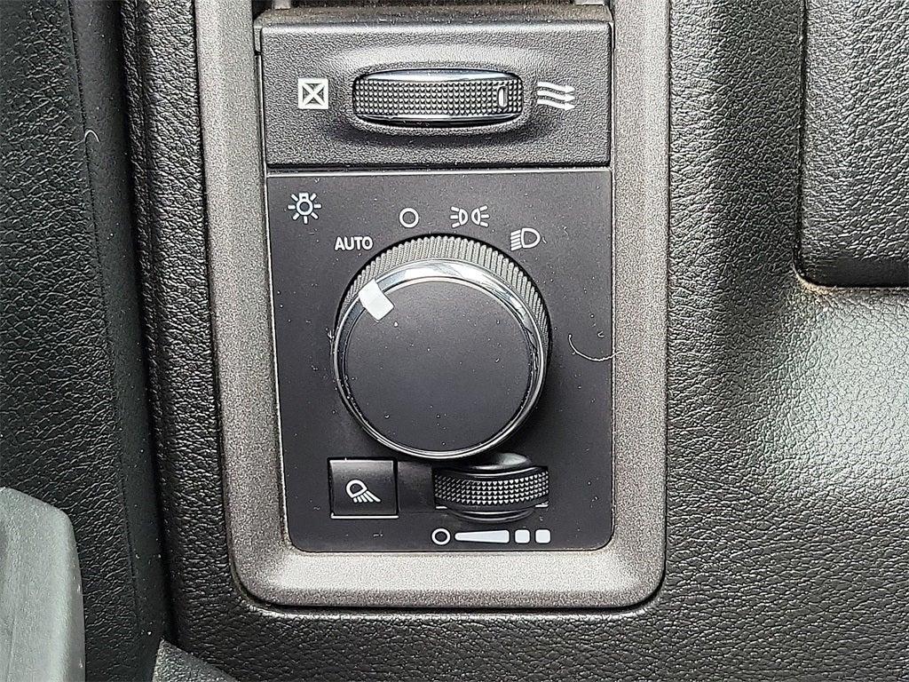 used 2022 Ram 1500 Classic car, priced at $24,999