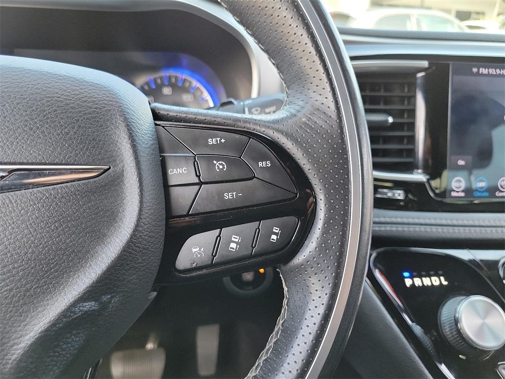 used 2020 Chrysler Pacifica car, priced at $24,900