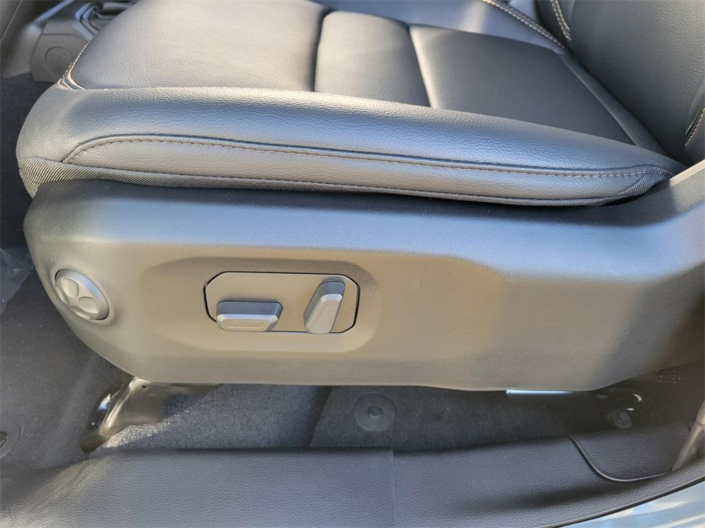 new 2025 Jeep Gladiator car, priced at $44,705