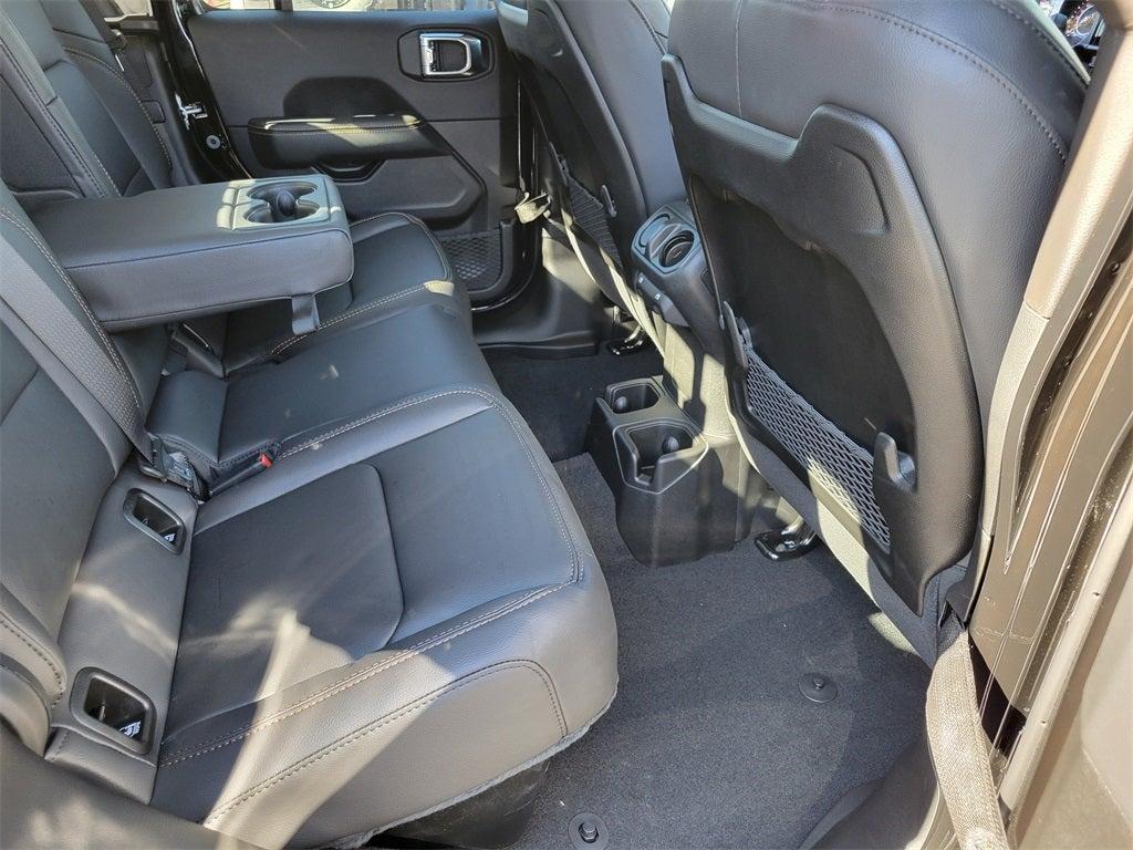 new 2025 Jeep Gladiator car, priced at $44,705