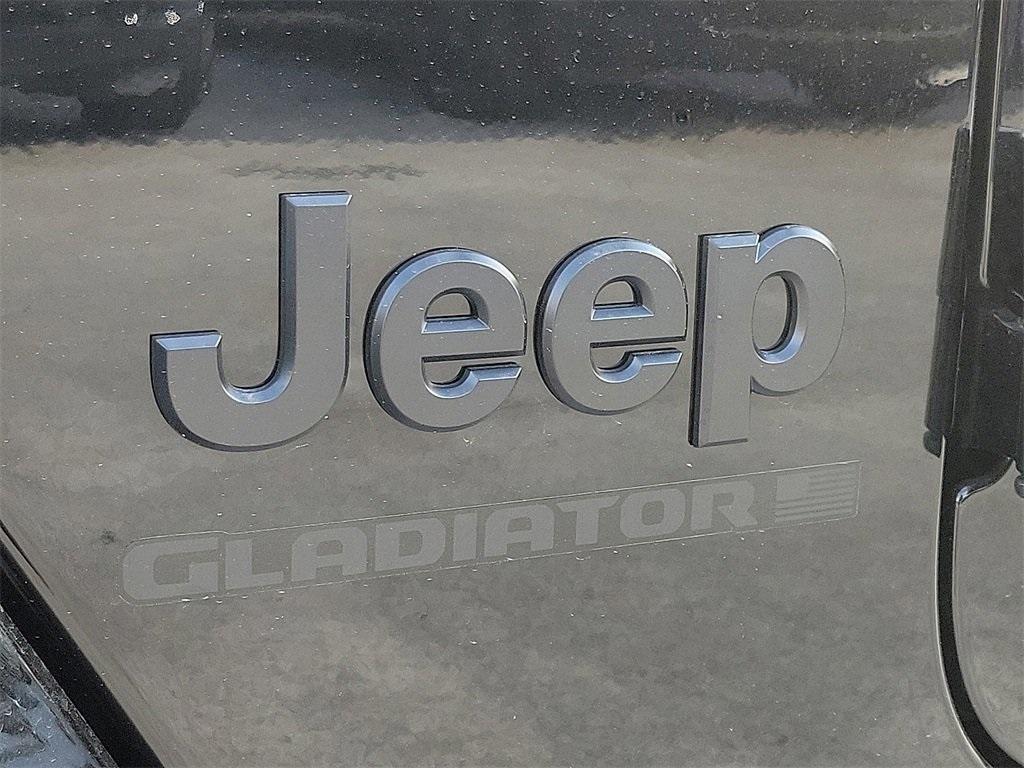 new 2025 Jeep Gladiator car, priced at $44,415