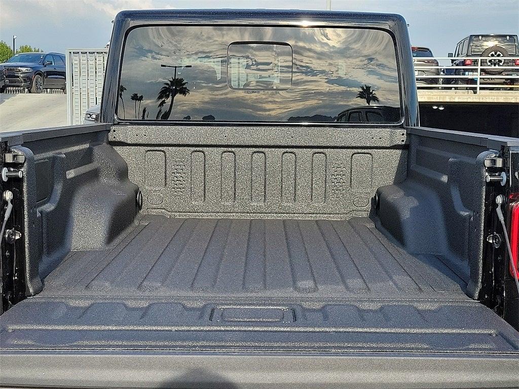 new 2025 Jeep Gladiator car, priced at $44,415