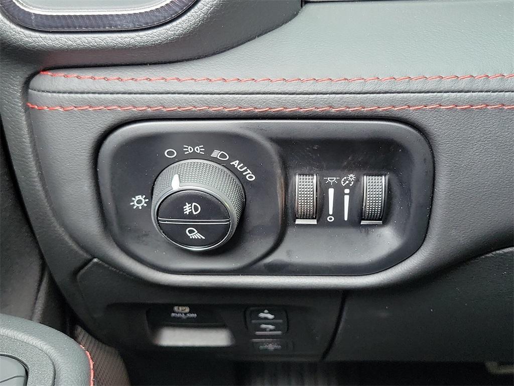 new 2025 Ram 1500 car, priced at $89,040
